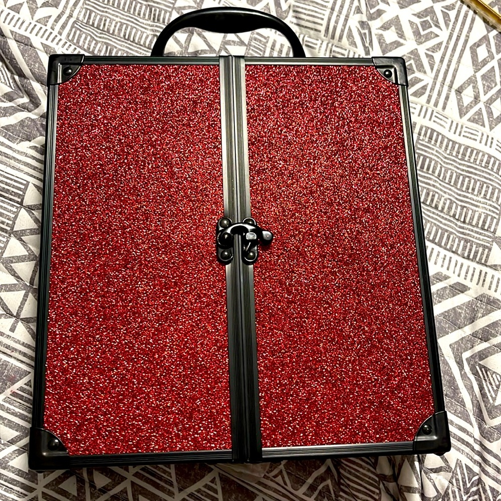 ULTA BEAUTY BOX 75 PIECE RED SPARKLE MAKEUP CASE SET LIP CHEEK & EYE PALETTE